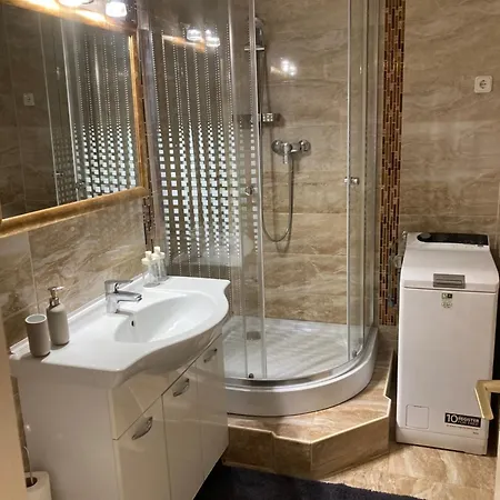 Lucas Apartamento